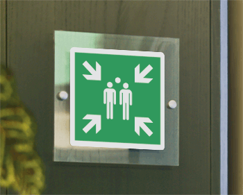 SEPE15180W - targa Plexi monofacciale Punto raccolta EN ISO 7010 E007